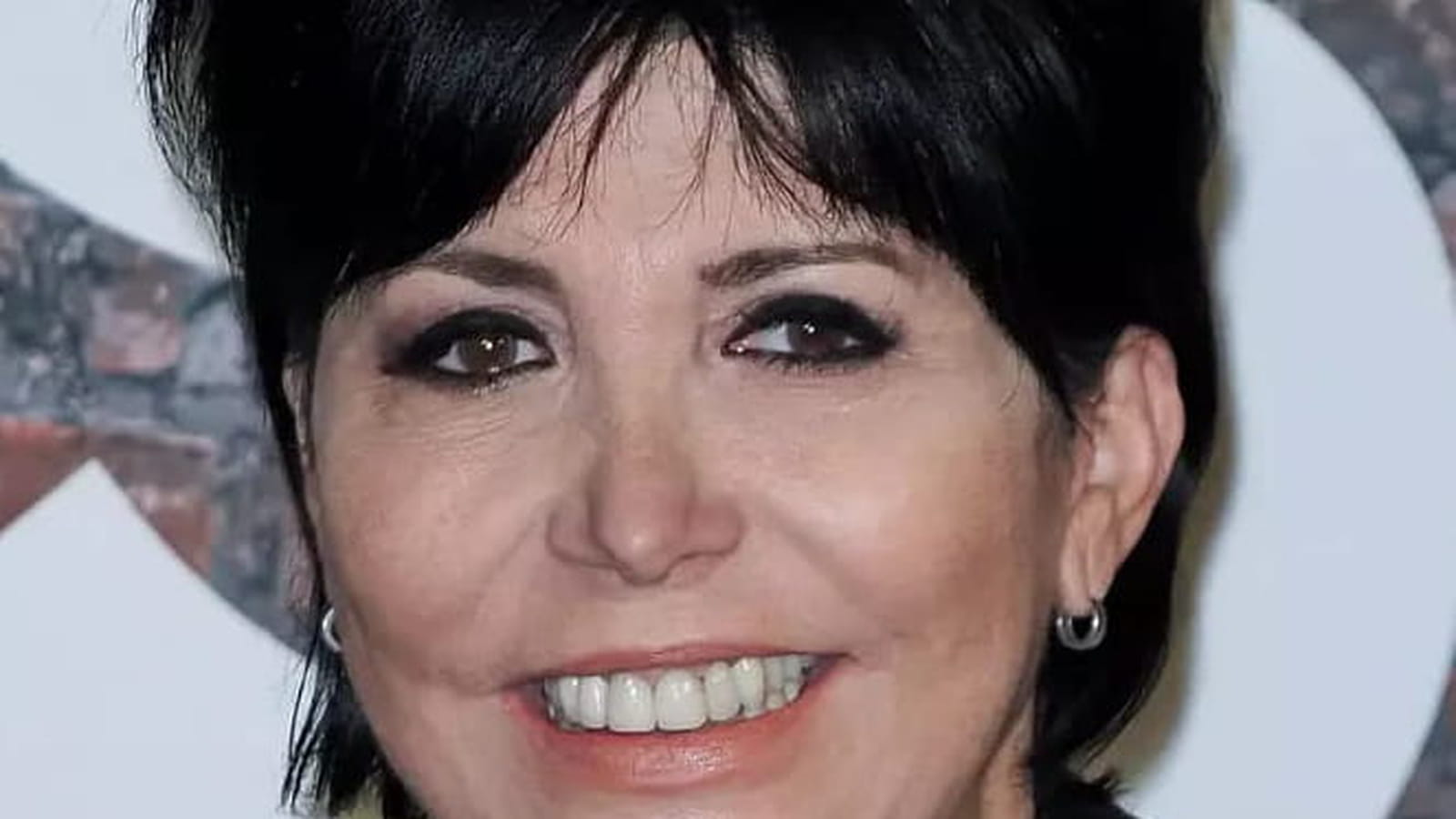 Liane Foly