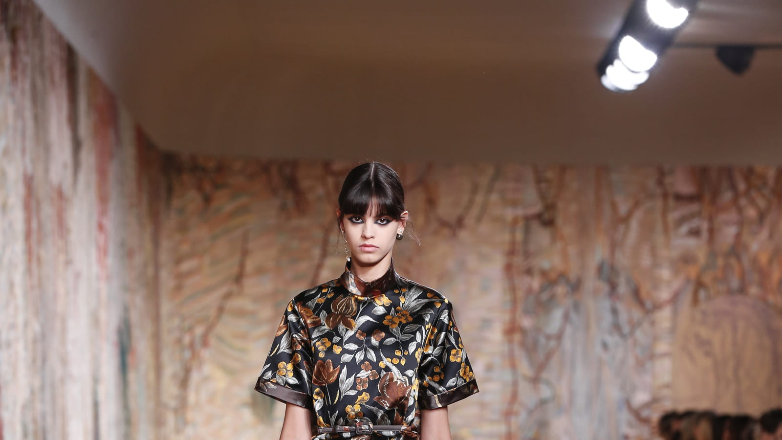 Look 27