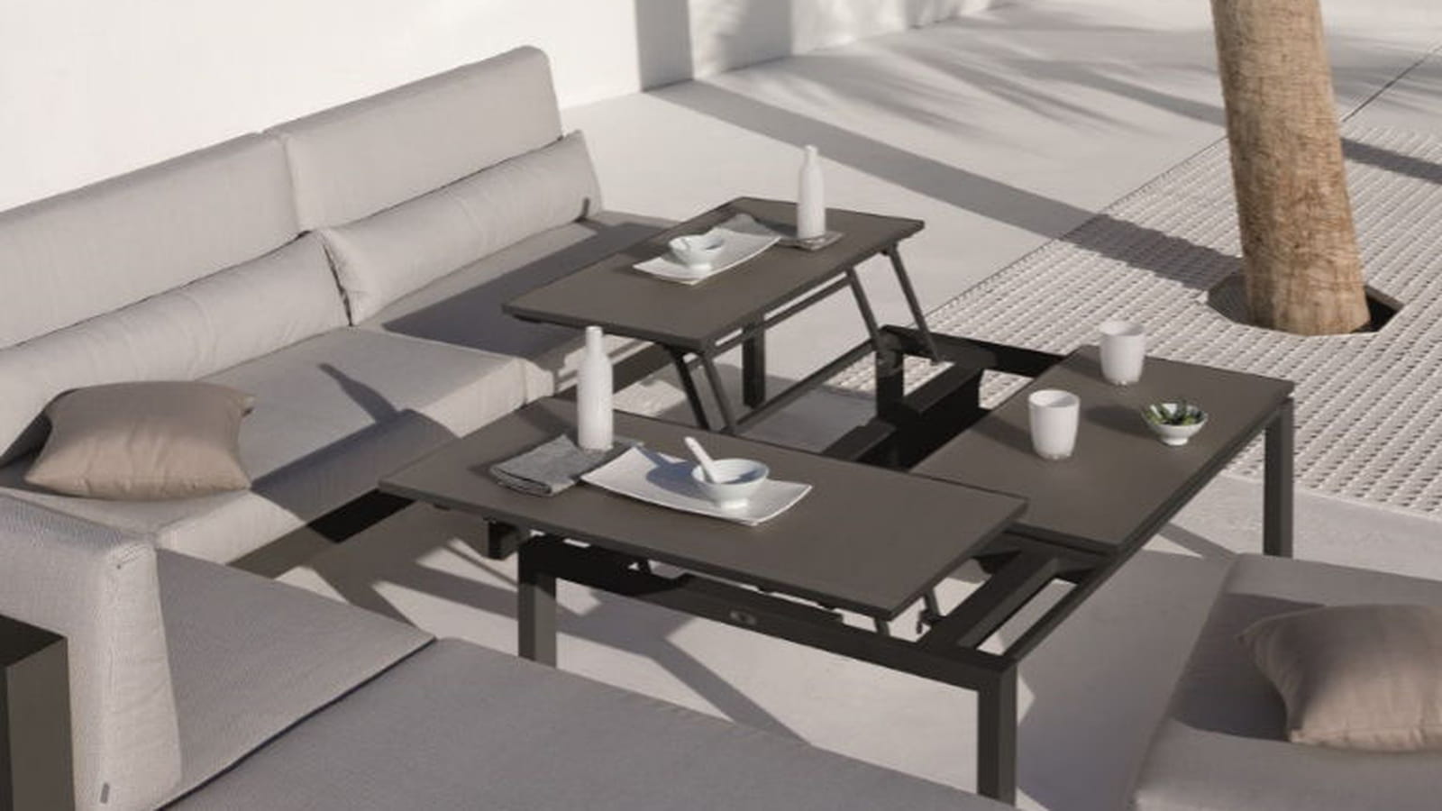 Table Manutti