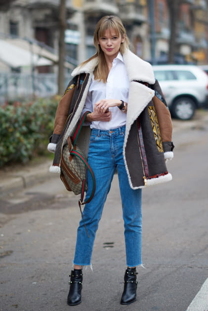 Le blouson oversize port&eacute; aux &eacute;paules