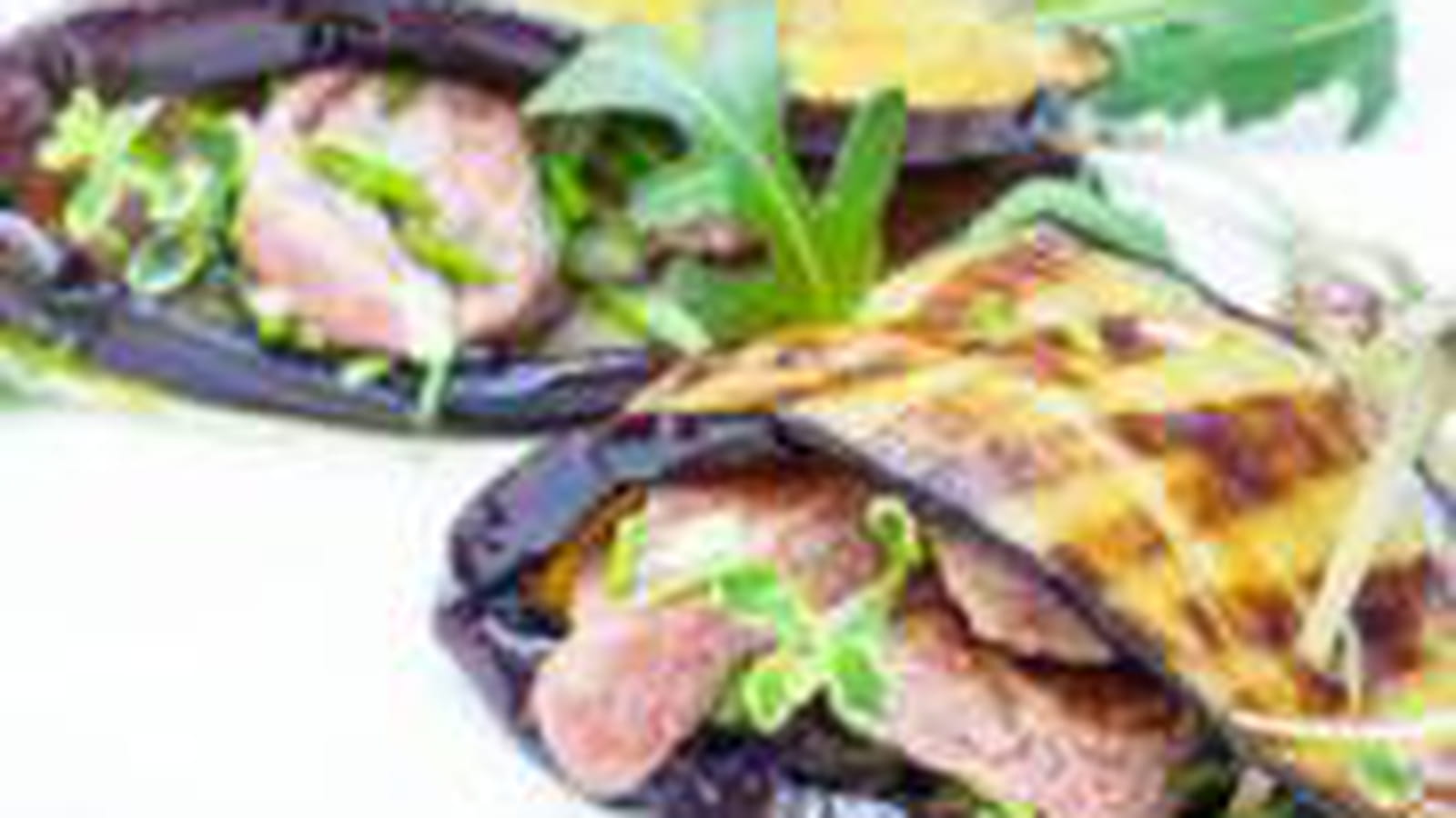 Aubergines grillées à l'agneau