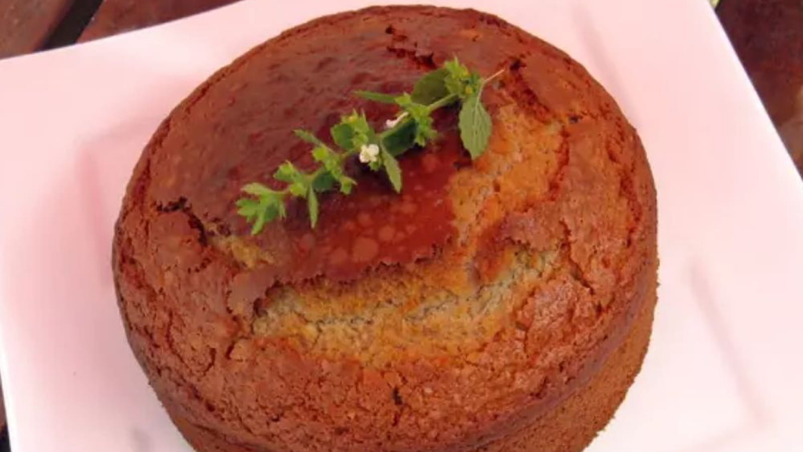 Gâteau au yaourt revisité au kéfir et à la mélisse
