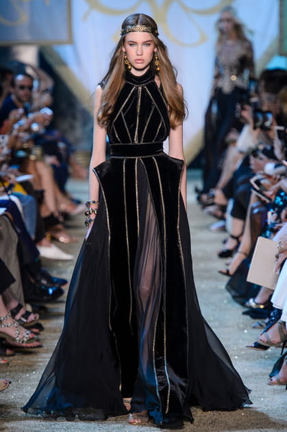 D&eacute;fil&eacute; Elie Saab