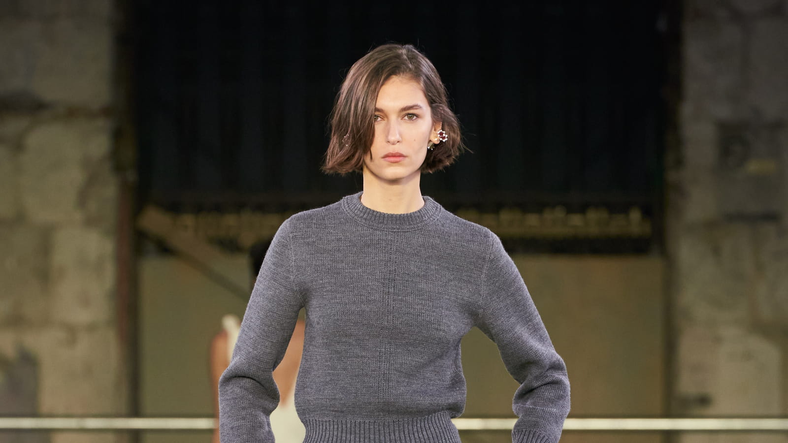 Look 25
