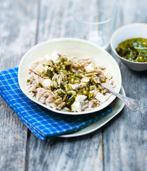 Salade de petites pâtes au pesto de menthe