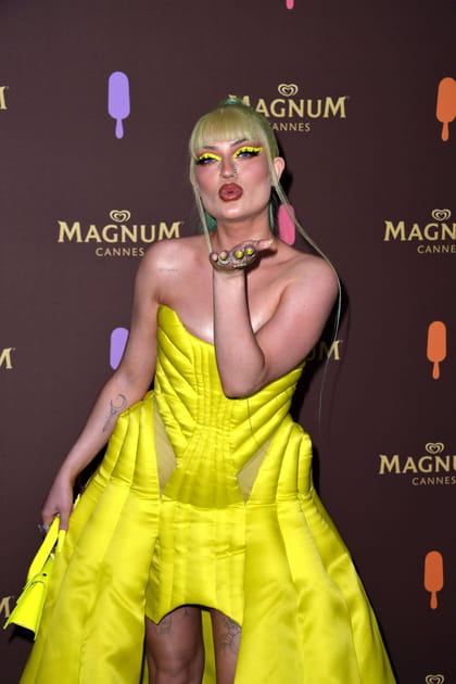 Naomi Jon au photocall Magnum, le 19&nbsp;mai