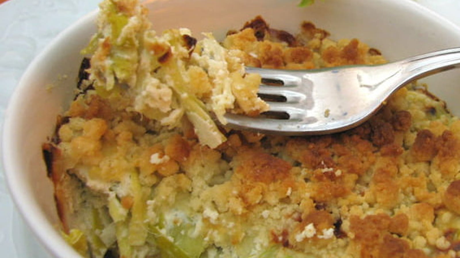 Timbales de poireaux crémeux en crumble de noix