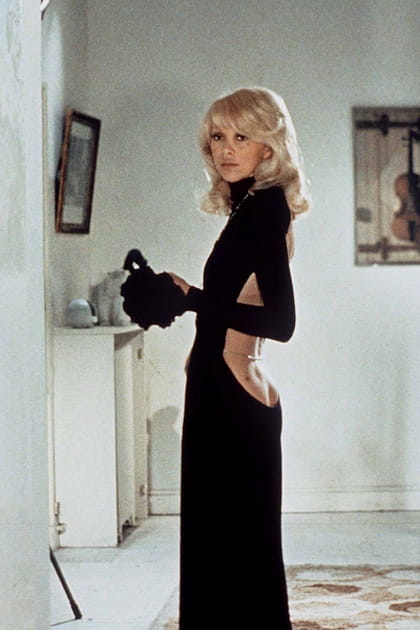 Christine jou&eacute;e par Mireille Darc dans "Le Grand Blond avec une chaussure noire"