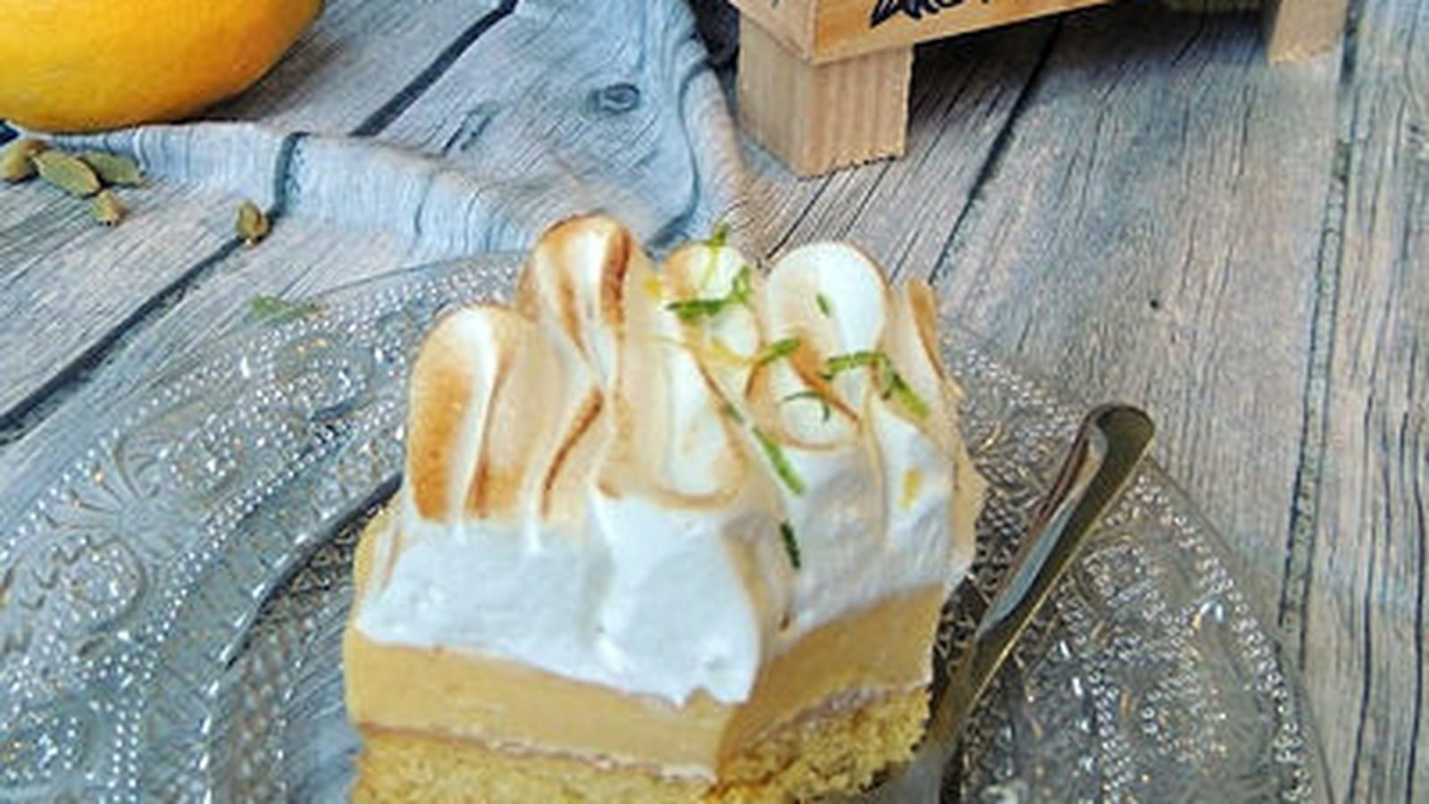 Tarte au citron et cardamome meringuée