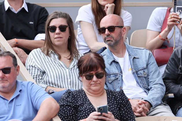 Julien Arruti et sa femme Aurélie Arruti étaient de sortie à Roland-Garros