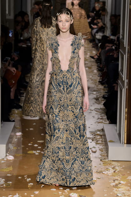 D&eacute;fil&eacute; Valentino