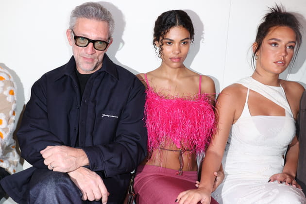 Vincent Cassel et Tina Kunakey, au Bourget en d&eacute;cembre 2022&nbsp;pour Jacquemus