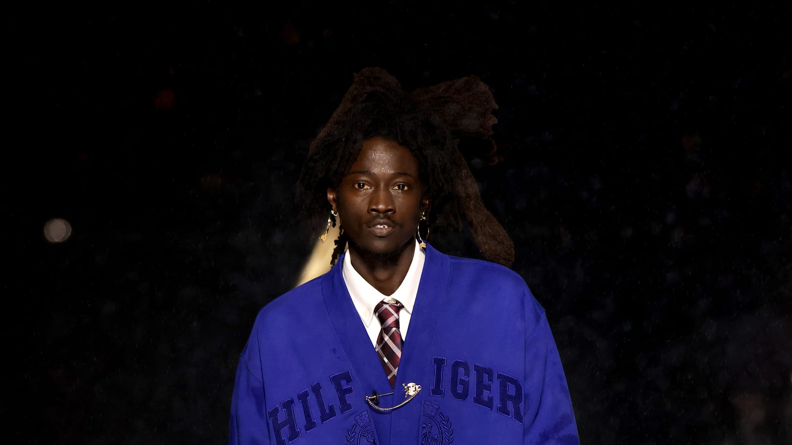 Look 33 du défilé Tommy Hilfiger