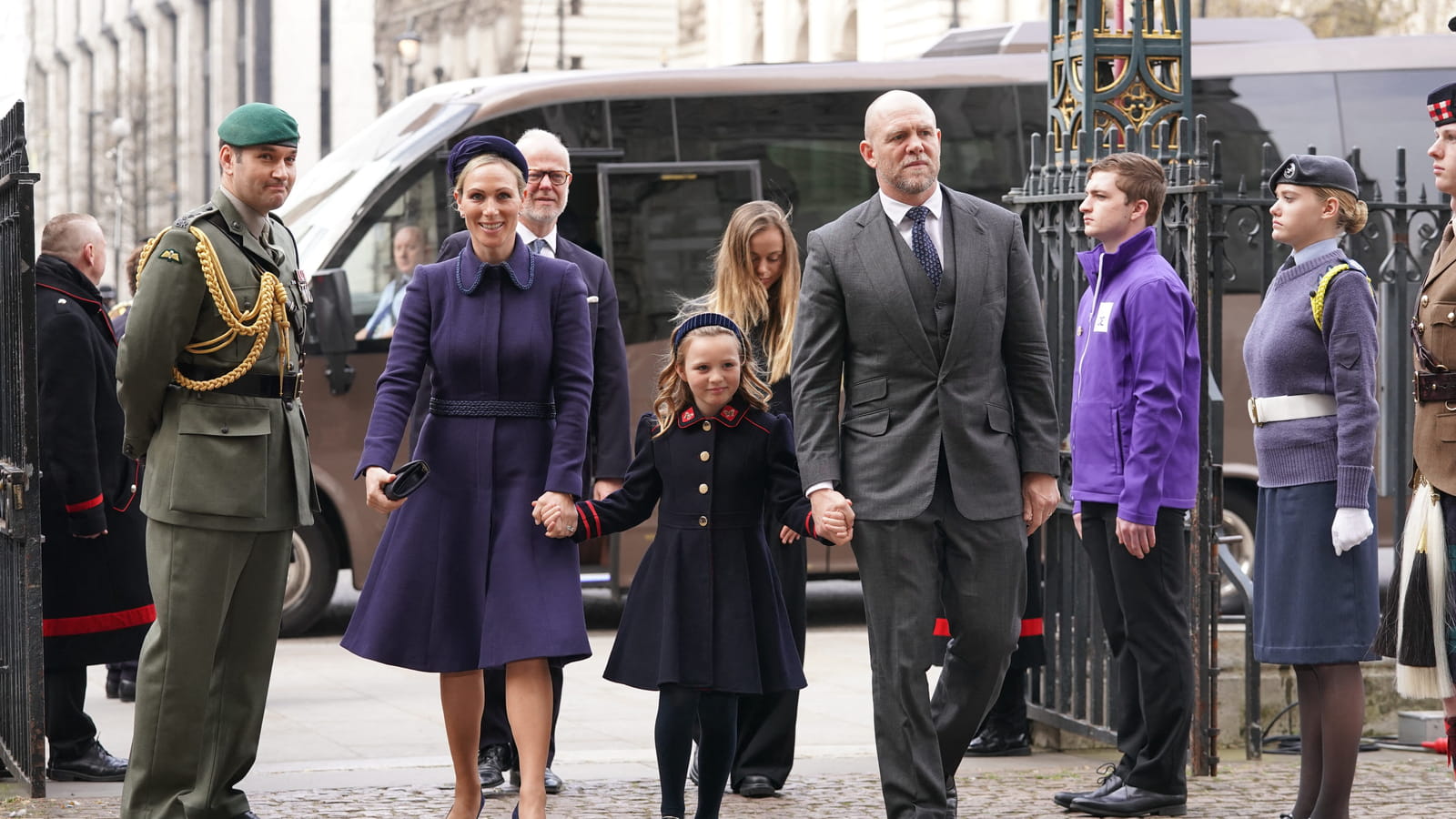 Zara, Mia et Mike Tindall 