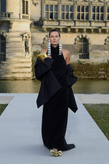 Look 7&nbsp;du d&eacute;fil&eacute; Valentino haute couture automne-hiver 2023-2024