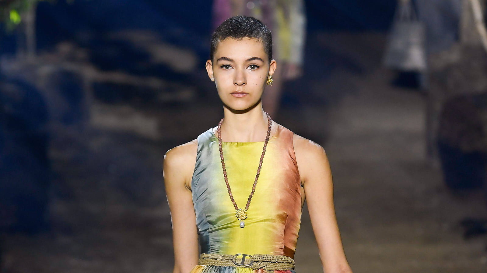 Look 35