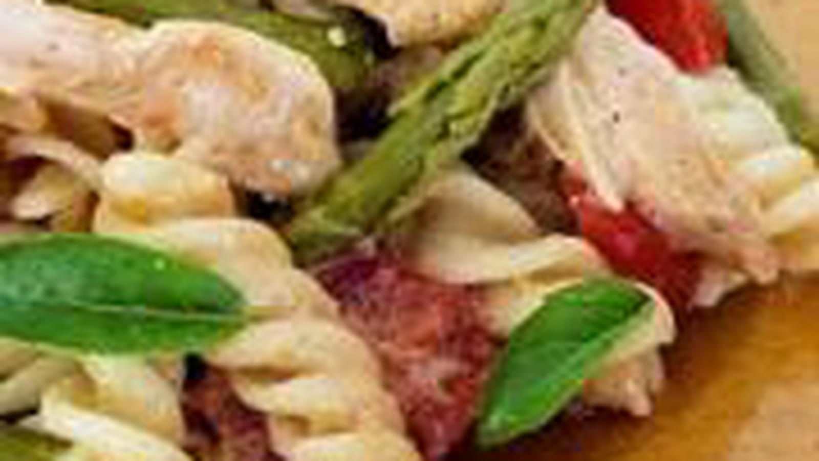 Pâtes aux asperges vertes et poulet