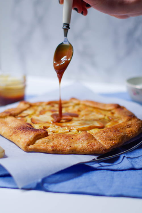 Tarte rustique pommes et confiture de lait