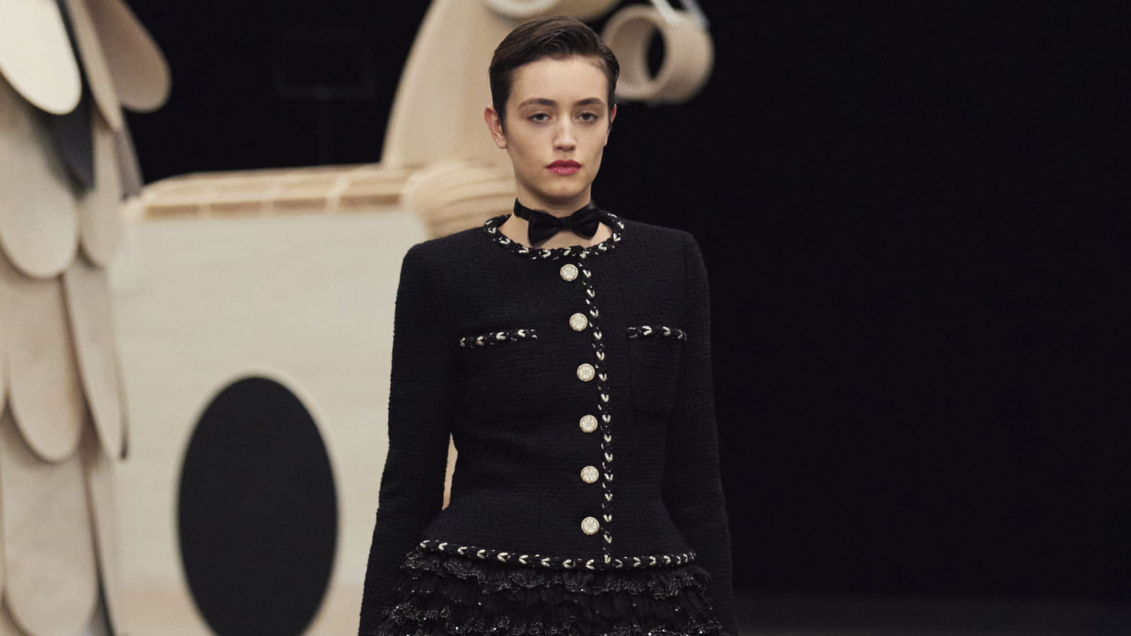 Look 25