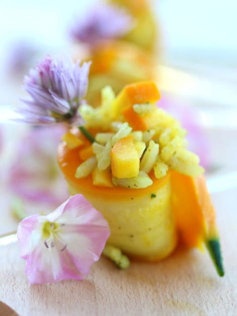 Roul&eacute; de courgettes jaunes au riz vert