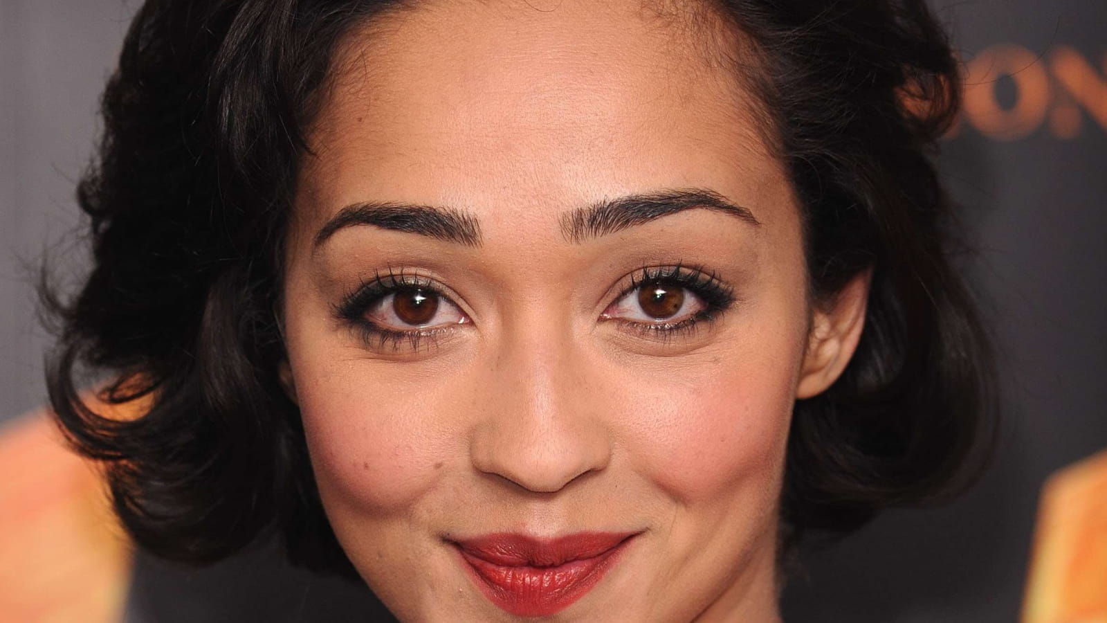 Ruth Negga, cheveux au carré