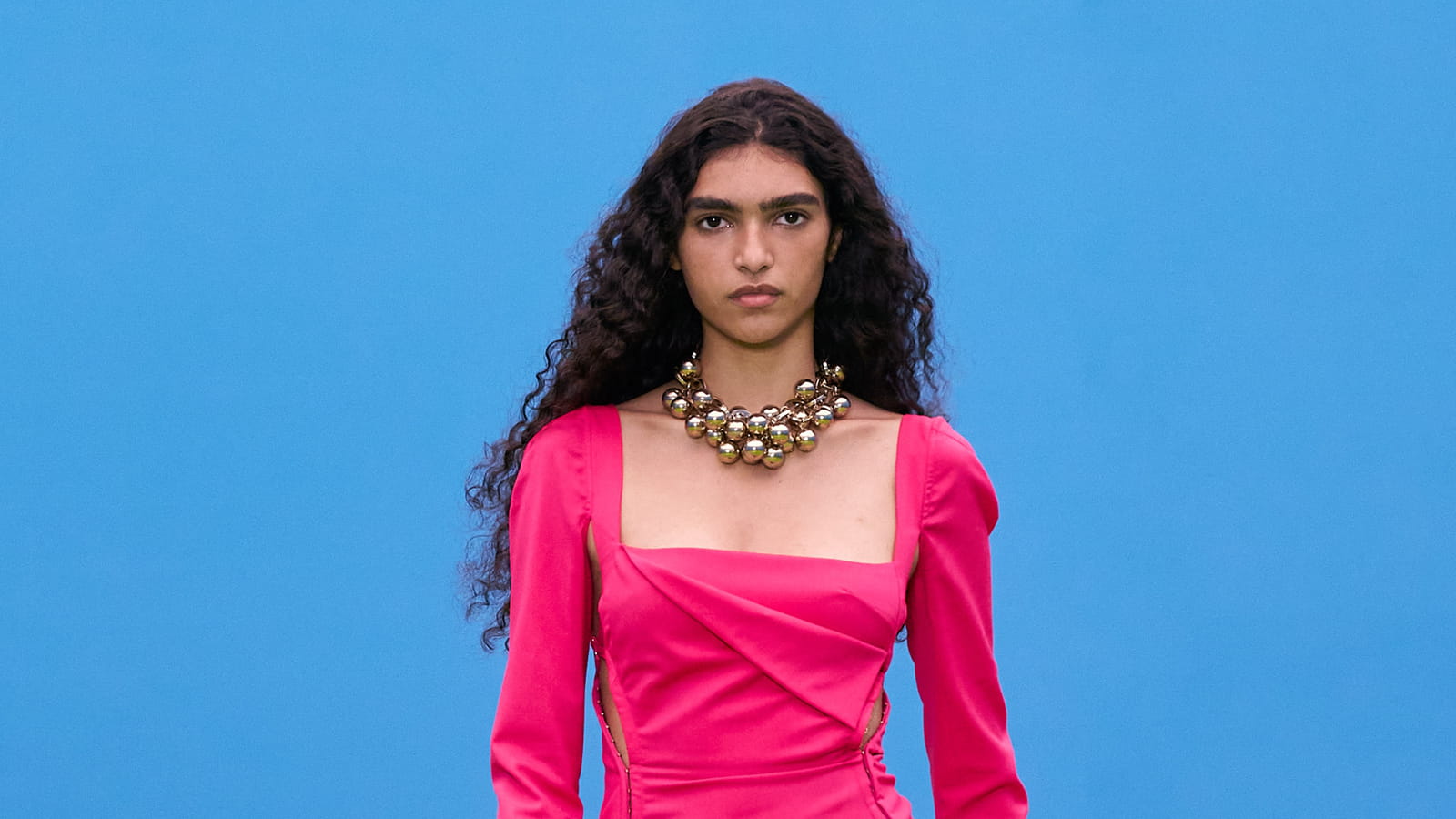 Look 16