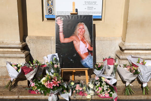 Obs&egrave;ques de Loana&nbsp;: ses proches font leurs adieux