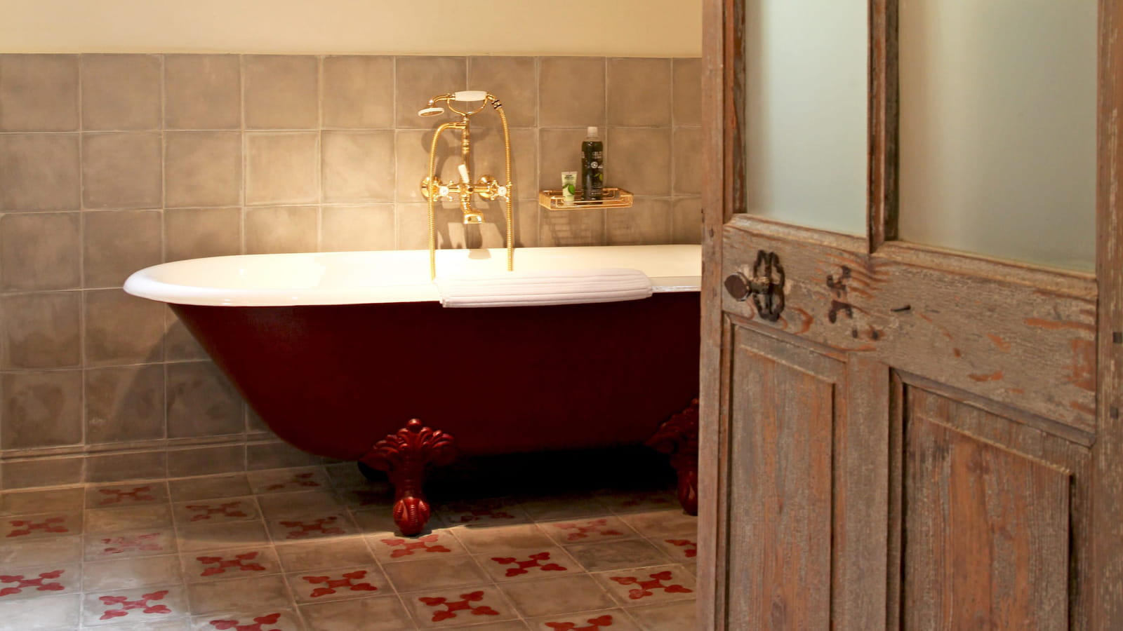 Salle de bains rétro chic