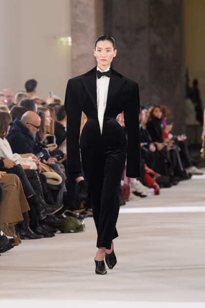 Look 20&nbsp;du d&eacute;fil&eacute; Schiaparelli