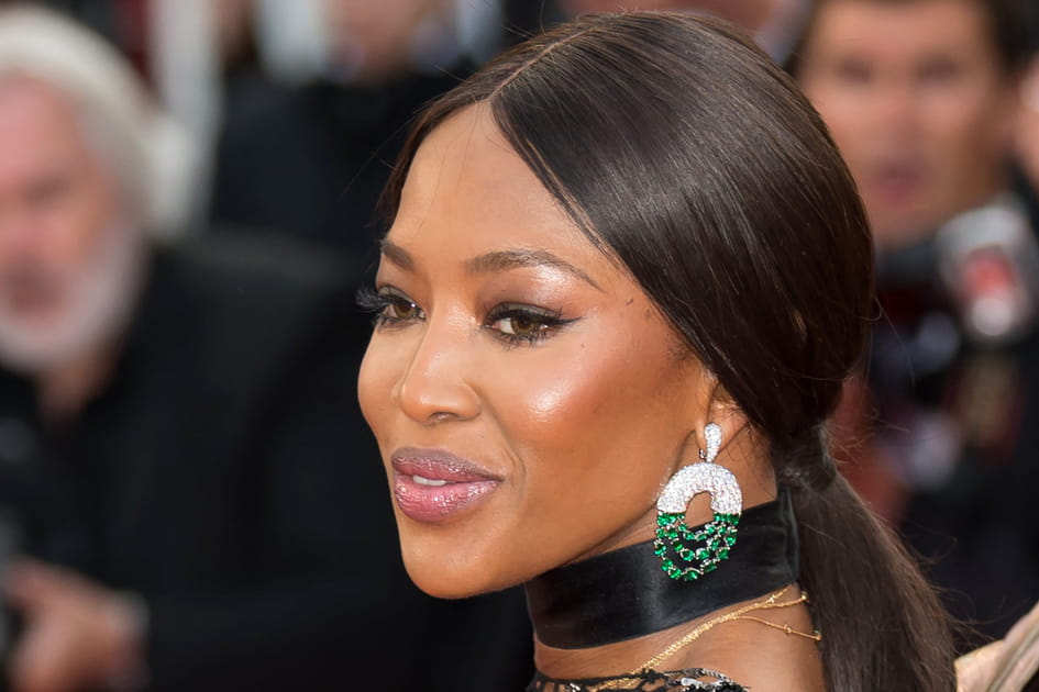 La queue de cheval plaqu&eacute;e de Naomi Campbell