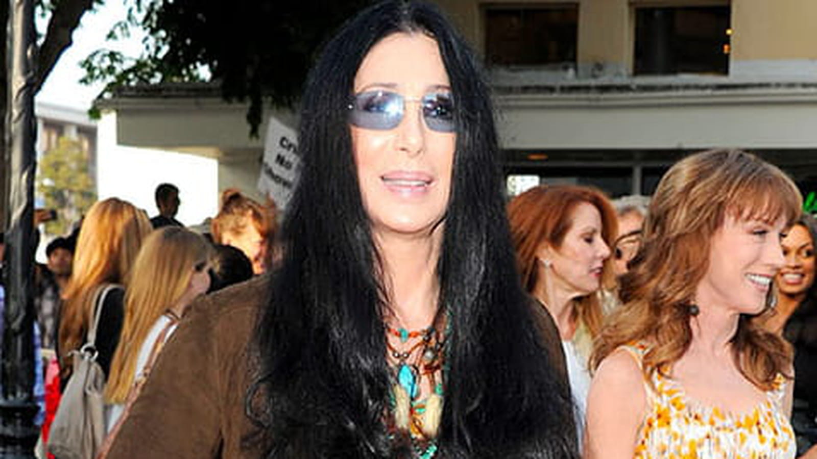 Cher le 6 juillet 2011