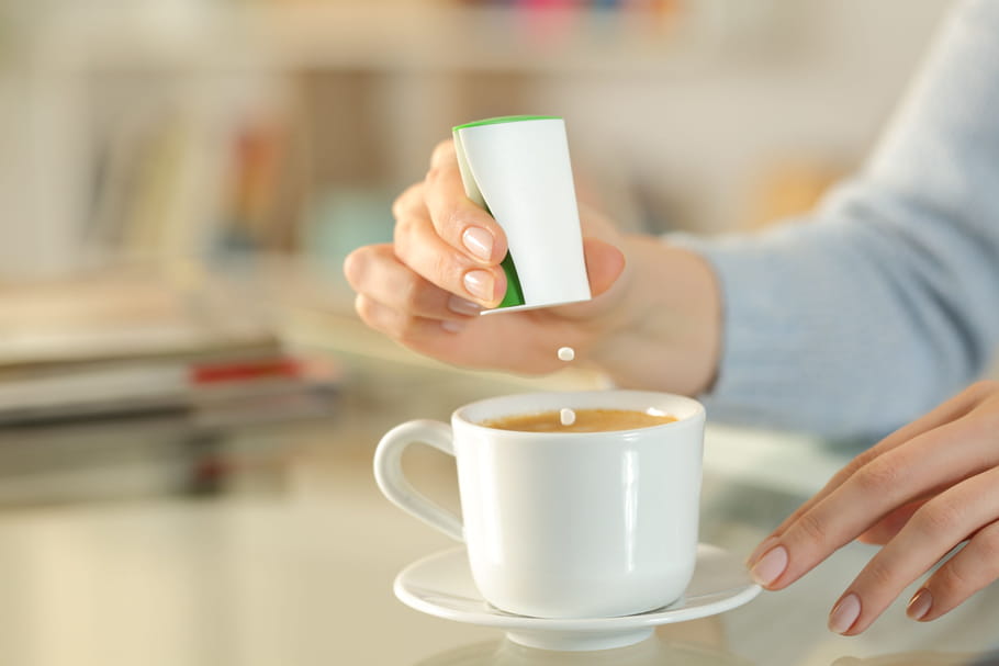 Sucralose : utilisation, calories, dangereux pour la santé ?
