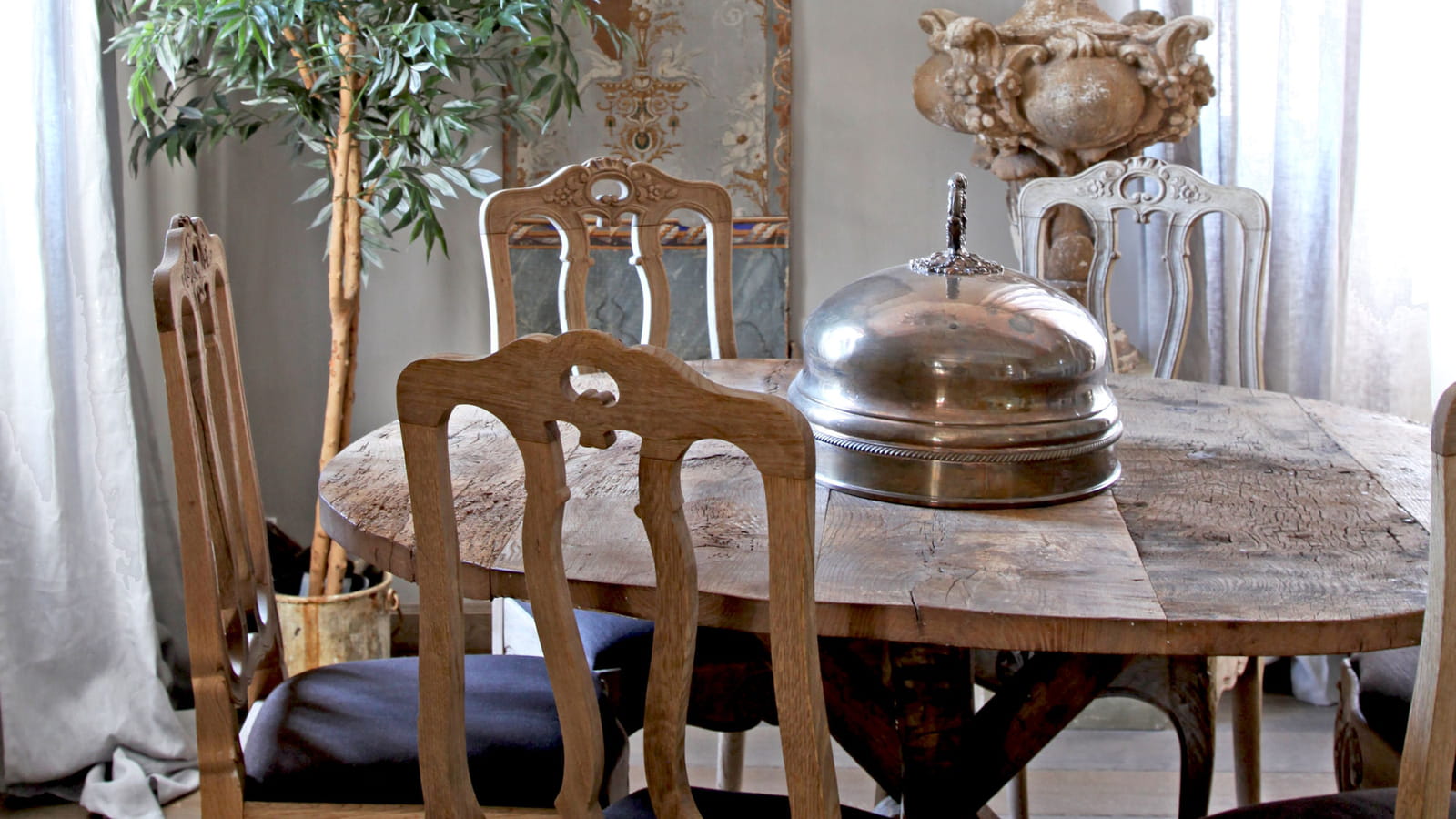 Table ronde classique