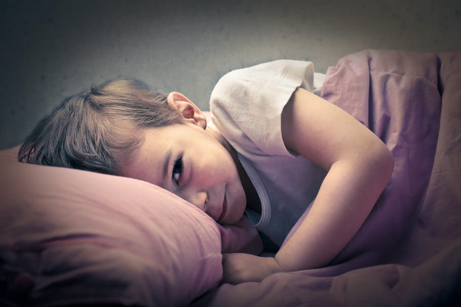 Changement d'heure : quelles conséquences sur le sommeil des enfants ?