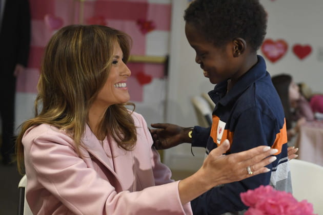 Melania Trump a f&ecirc;t&eacute; la St Valentin avec les enfants malades