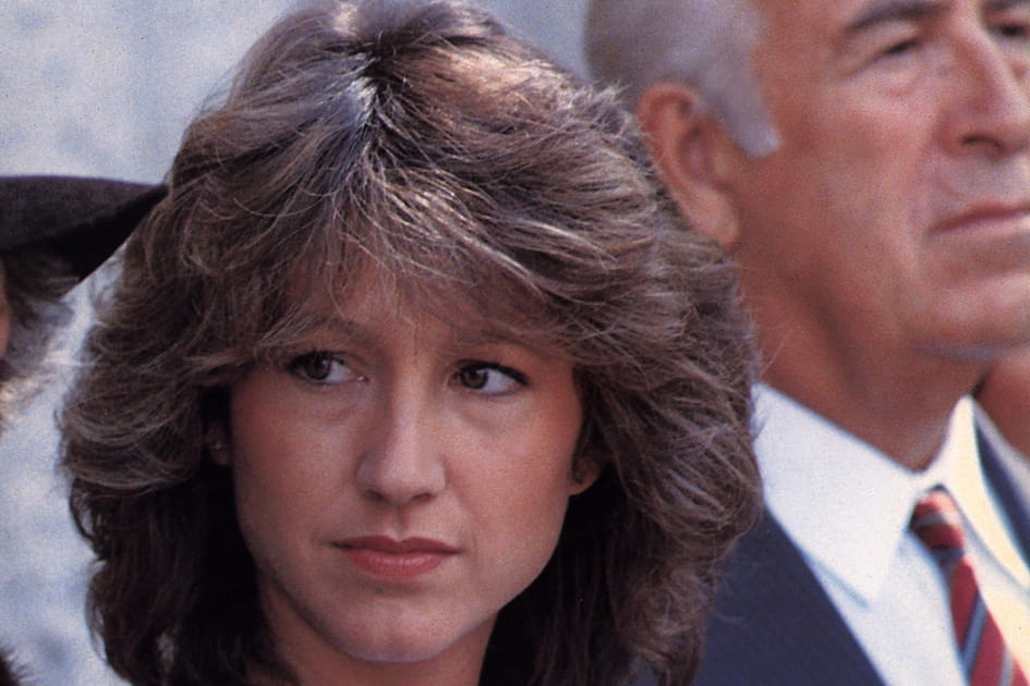 Le carr&eacute; brush&eacute; de Nathalie Baye