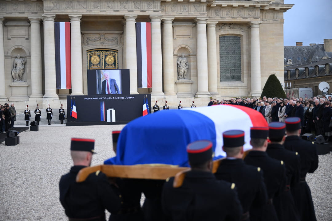 Farewell to Lionel Jospin at the Invalides: DSK, Chiara Mastroianni, his daughter… His loved ones and personalities pay tribute to him Farewell to Lionel Jospin at the Invalides: DSK, Chiara Mastroianni, his daughter… His loved ones and personalities pay tribute to him