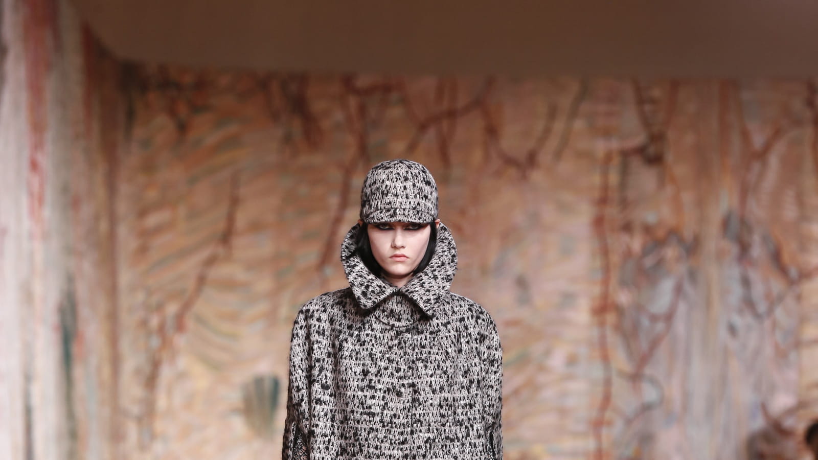 Look 1