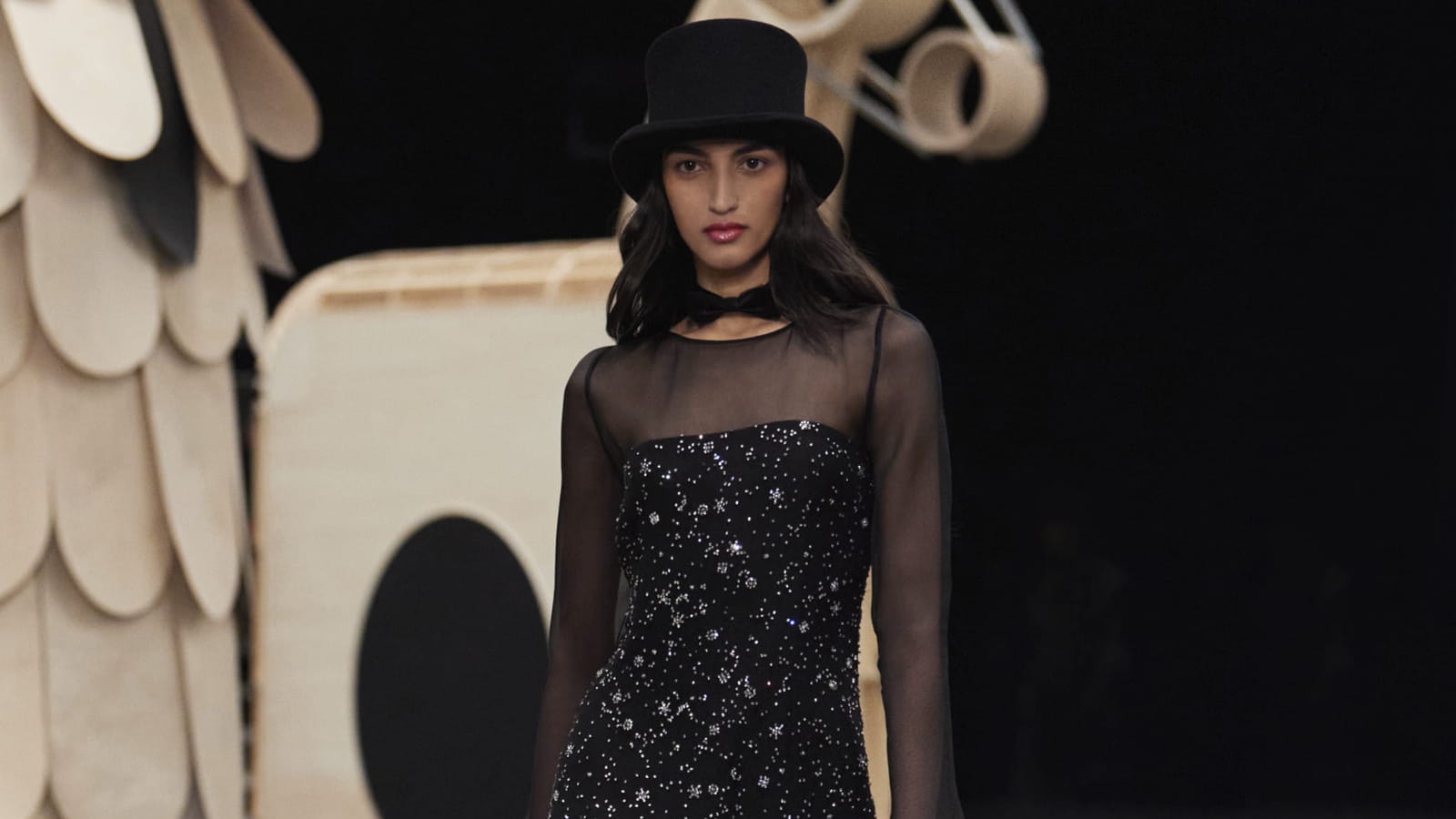 Look 39