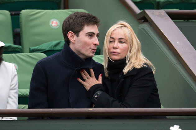 Emmanuelle B&eacute;art et son fils Yohan Moreau