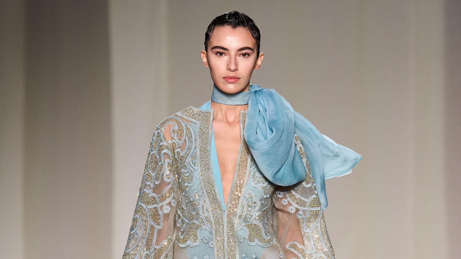 Look 14