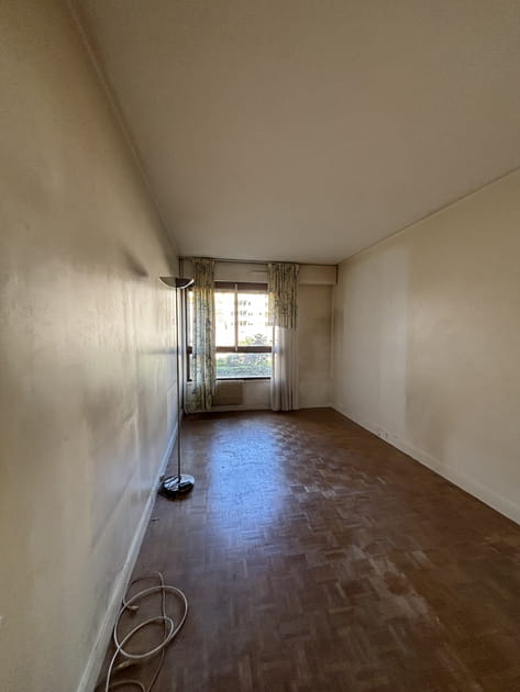 Avant&nbsp;: une autre chambre d&eacute;labr&eacute;e