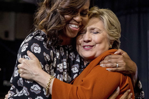 Michelle Obama et Hillary Clinton font amies-amies... en Caroline du Nord