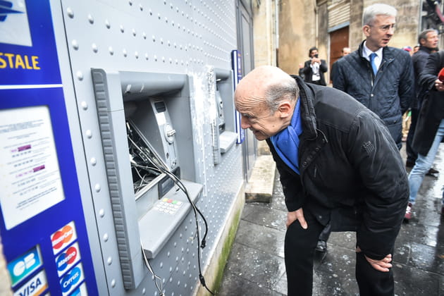 Alain Juppé, DAB