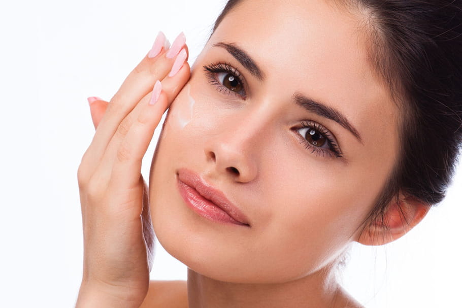 Crème de nuit : pourquoi est-elle indispensable ?
