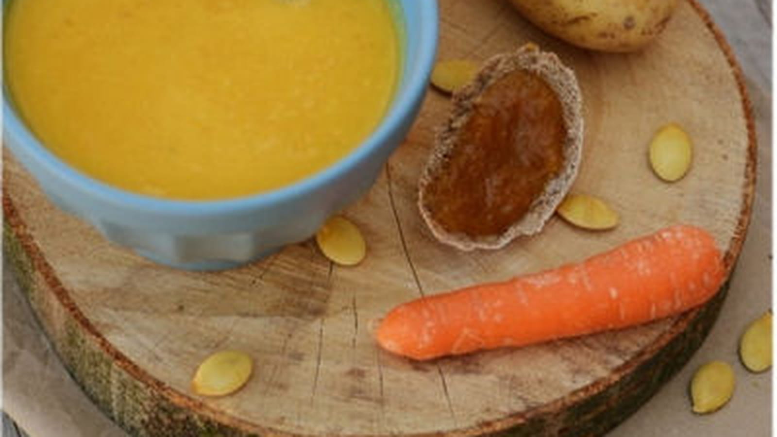 Velouté de potimarron, carottes et lait de coco