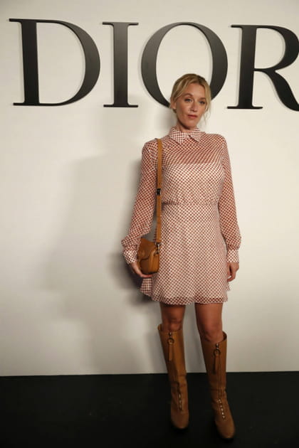 Ludivine Sagnier en robe rose courte