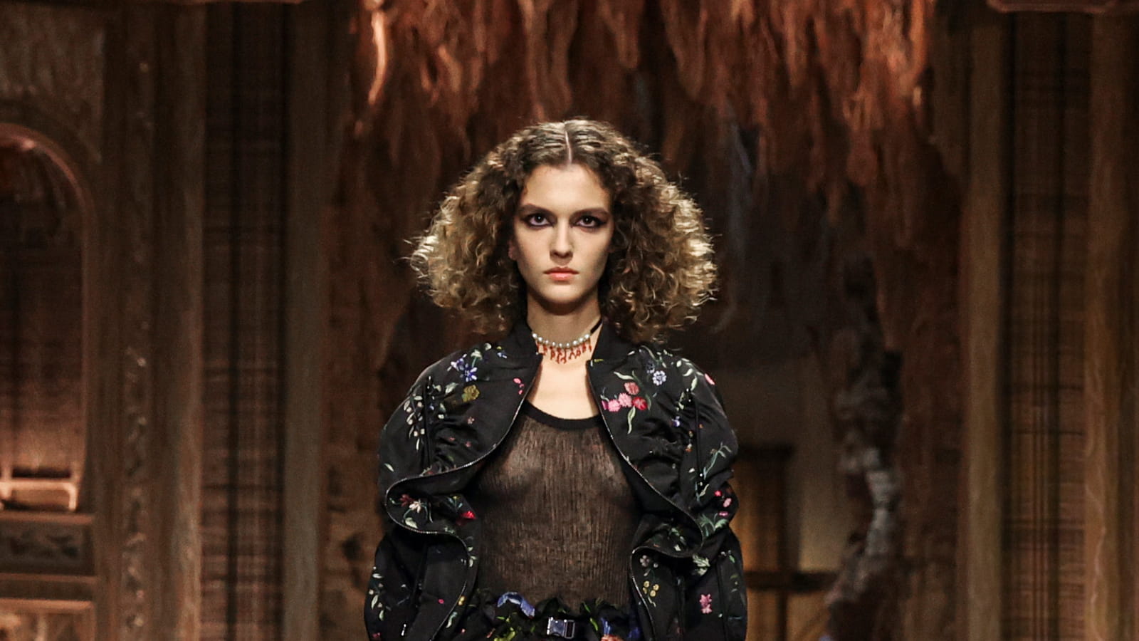 Look 64