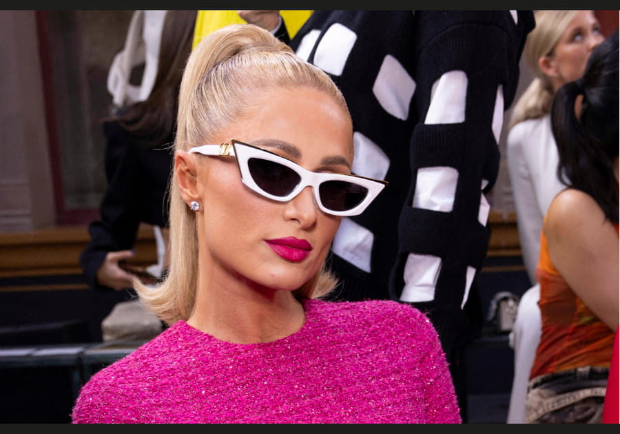 Paris Hilton, somptueuse avec sa queue-de-cheval r&eacute;tro