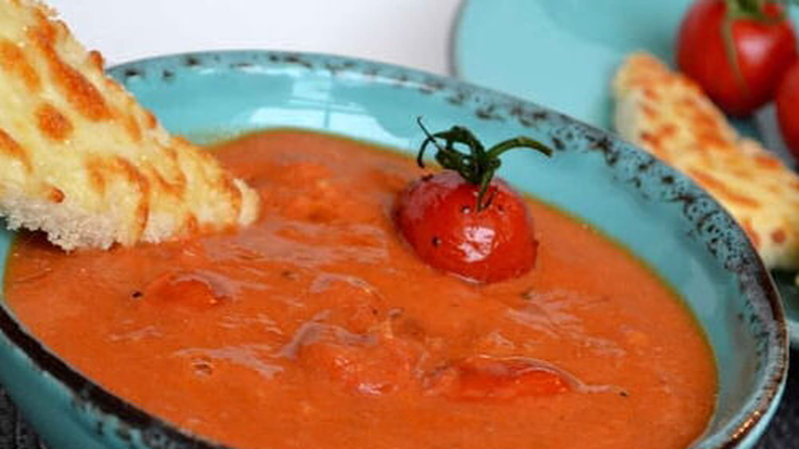 Soupe de tomates cerise confites au mascarpone